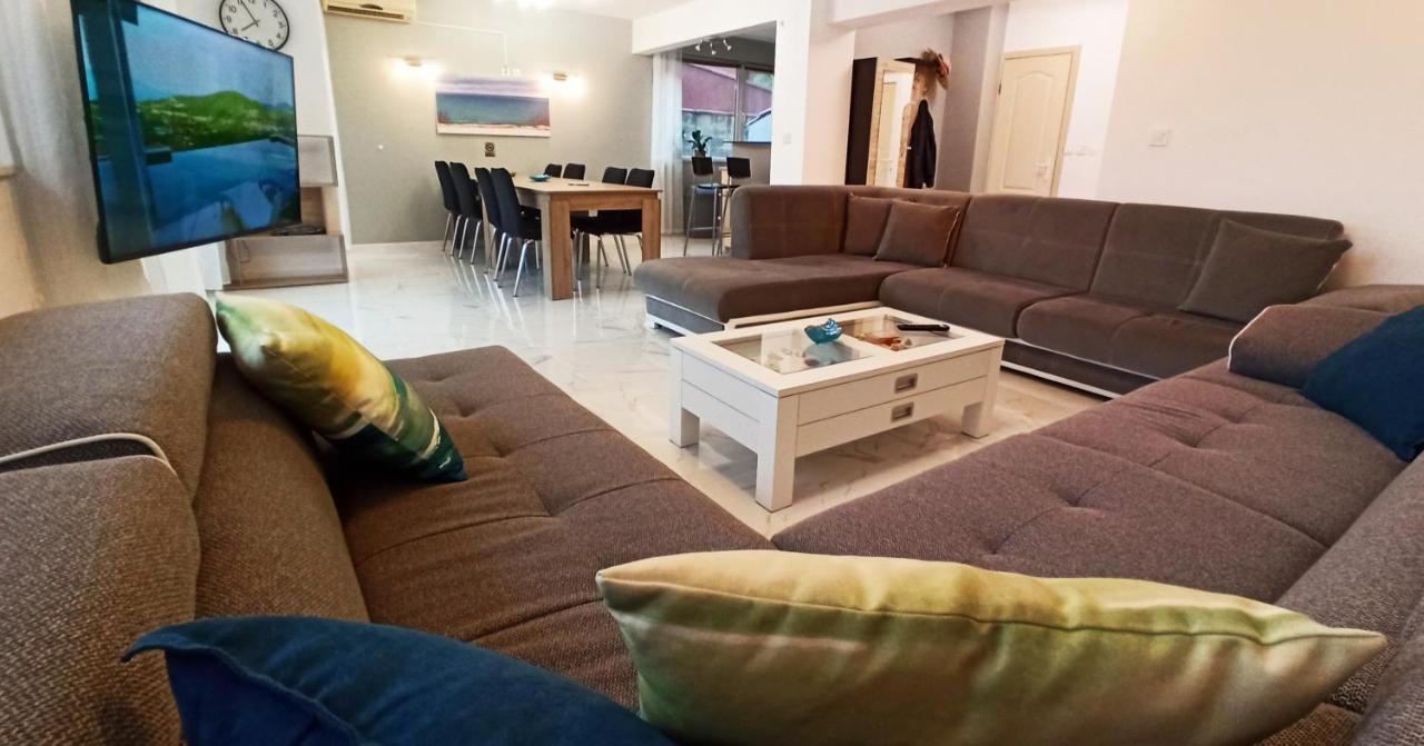 Arode Villa Ovidius - Apartments บัลชิค ภายนอก รูปภาพ