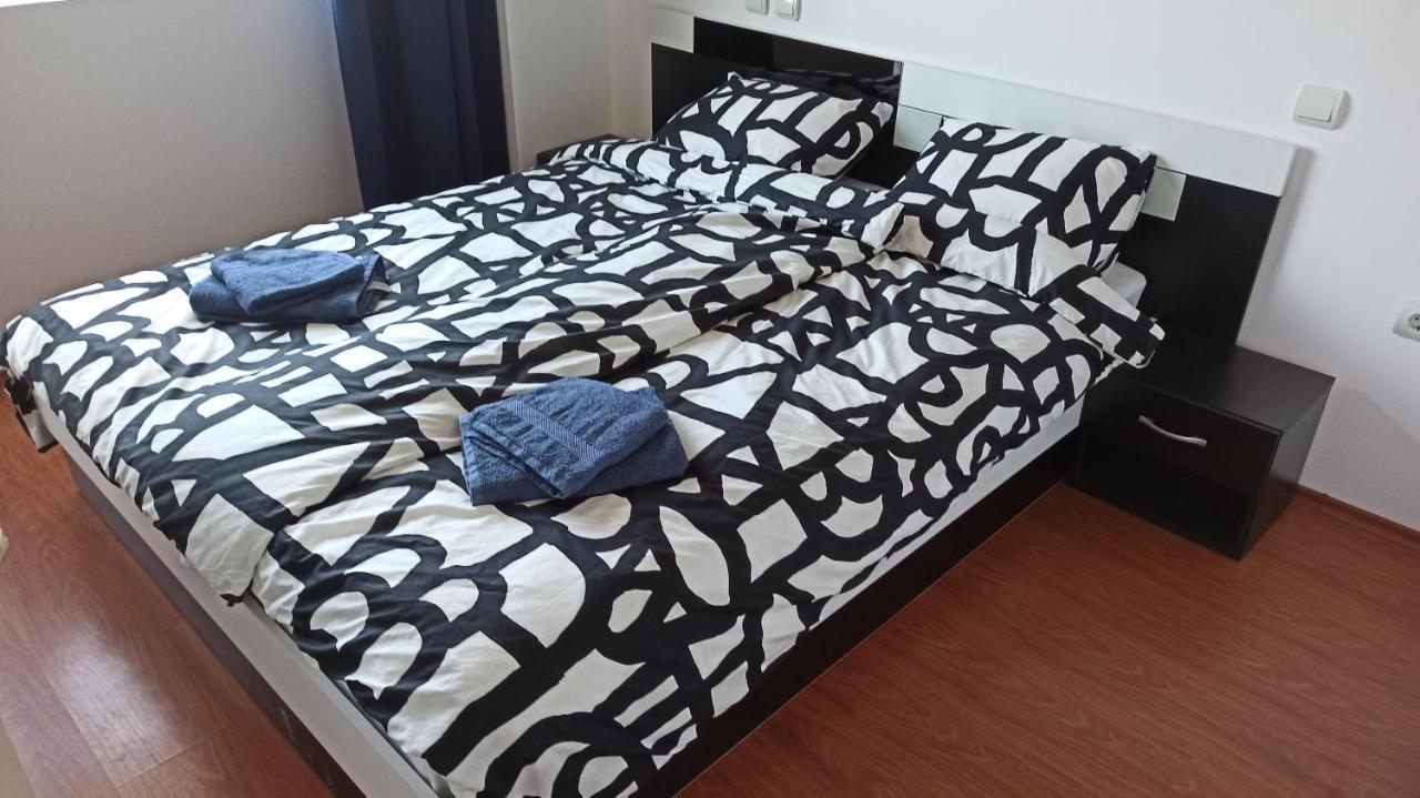Arode Villa Ovidius - Apartments บัลชิค ภายนอก รูปภาพ