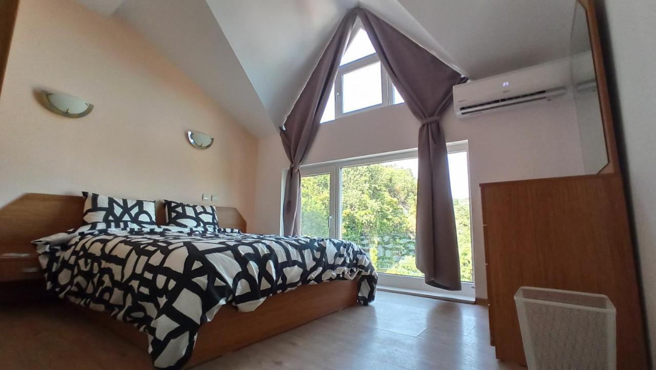 Arode Villa Ovidius - Apartments บัลชิค ภายนอก รูปภาพ