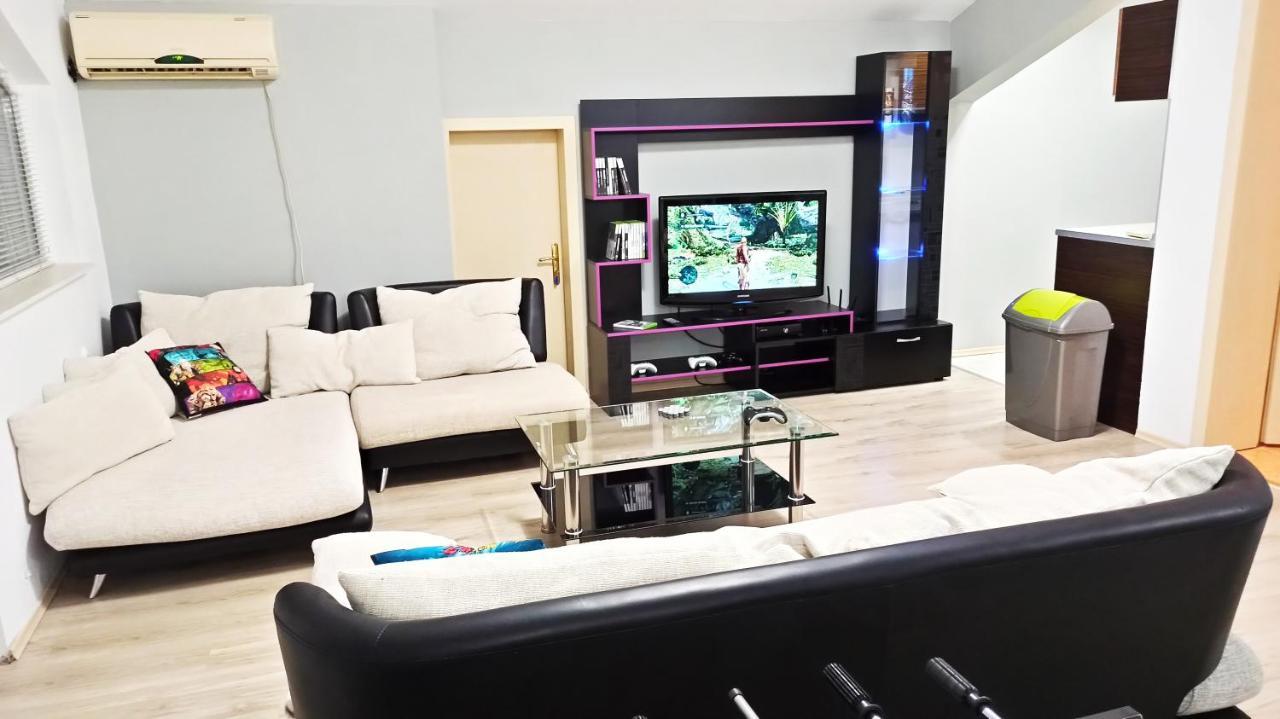 Arode Villa Ovidius - Apartments บัลชิค ภายนอก รูปภาพ