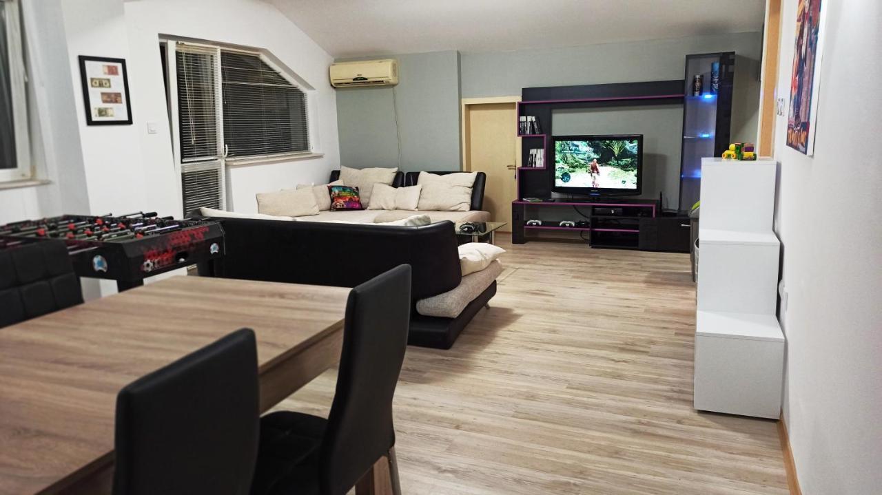 Arode Villa Ovidius - Apartments บัลชิค ภายนอก รูปภาพ
