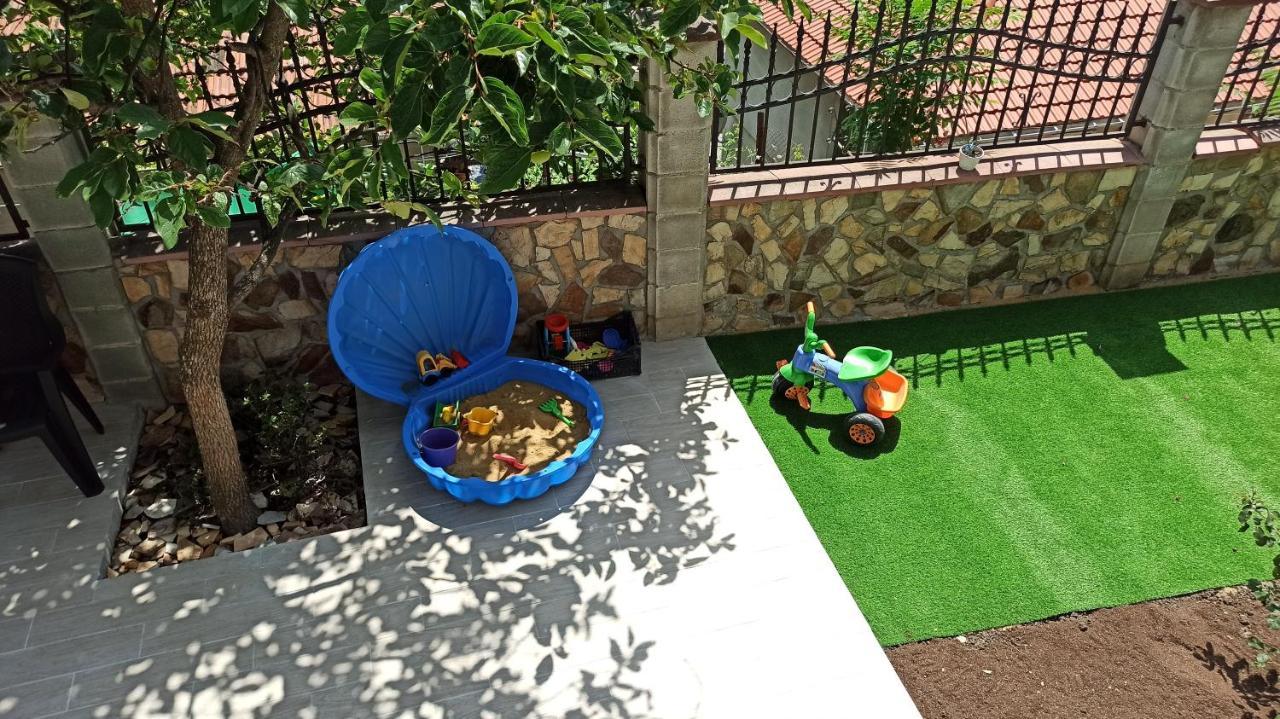 Arode Villa Ovidius - Apartments บัลชิค ภายนอก รูปภาพ